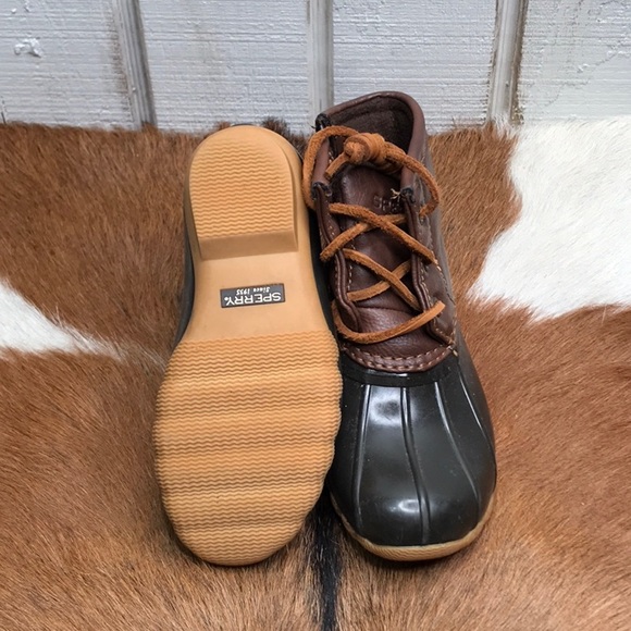 Sperry salt water boots boys size 10 - Picture 5 of 9